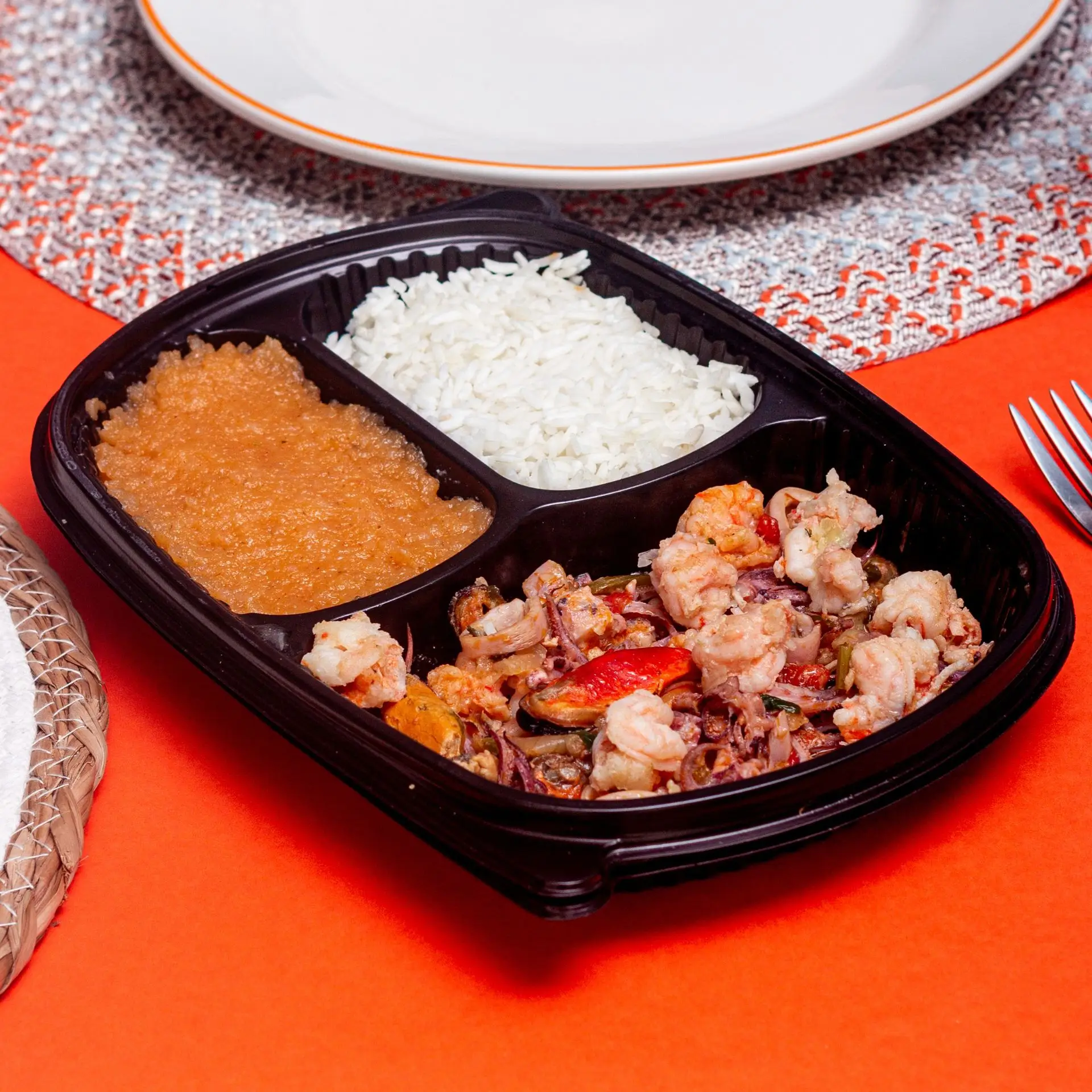 ArrozPirãoFrutos Marmita de Frutos do Mar com Arroz e Pirão - Imagem 1