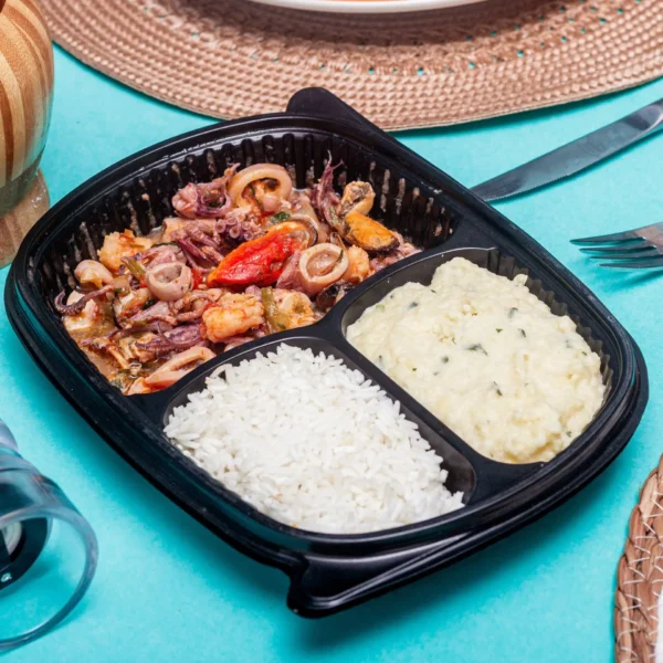 Marmita de Frutos do Mar com Arroz e Purê